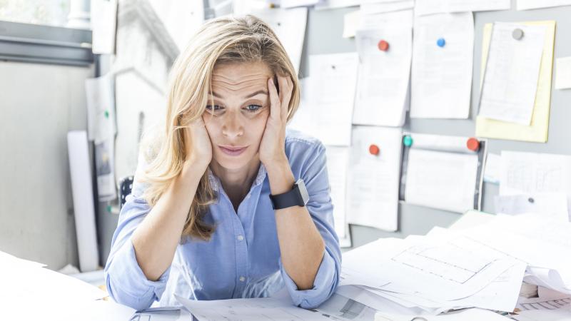 ¿La nueva crisis de la mediana edad? Está en tus (primeros) cincuenta años
